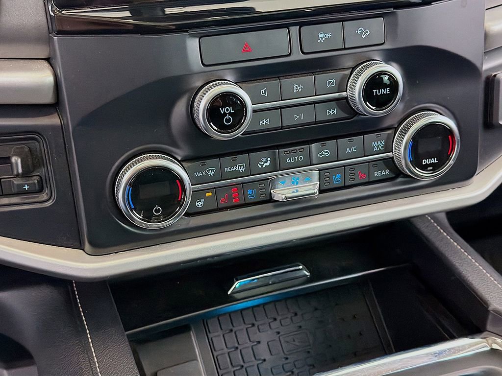 Used 2022 Ford Expedition Max XLT image 40