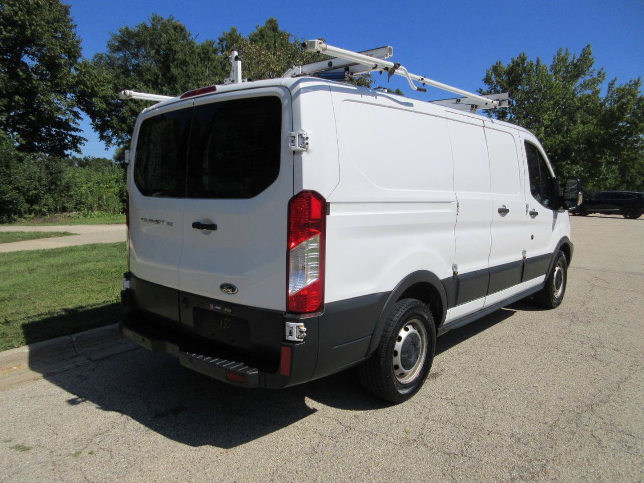 Used 2015 Ford Transit 150 130 Low Roof RWD image 17