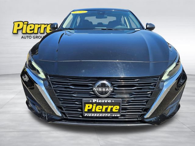 Used 2024 Nissan Altima 2.5 SV FWD image 11