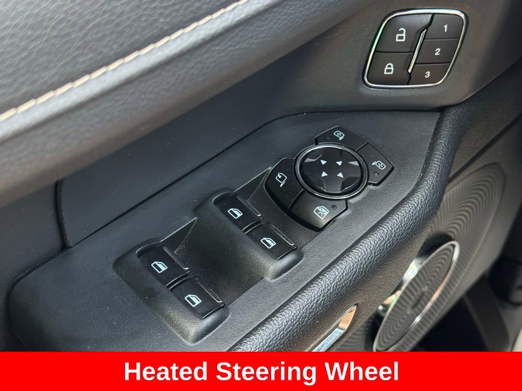 Used 2024 Ford Expedition XLT image 28