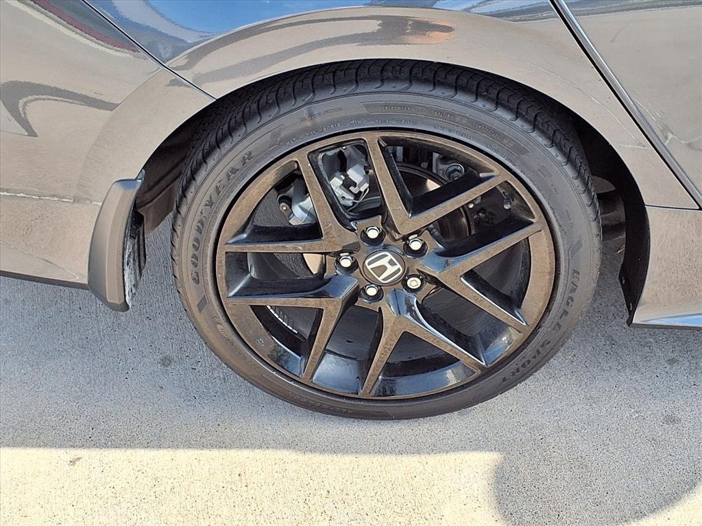 Used 2024 Honda Civic Sport image 9