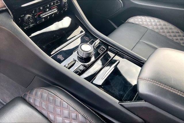 Used 2023 Jeep Grand Cherokee L Summit w/ Advanced Protech Group IV image 17