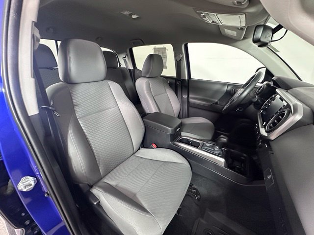 Used 2023 Toyota Tacoma SR5 AWD/4WD image 24