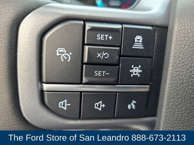 New 2026 Ford F250 Lariat w/ Black Appearance Package image 22