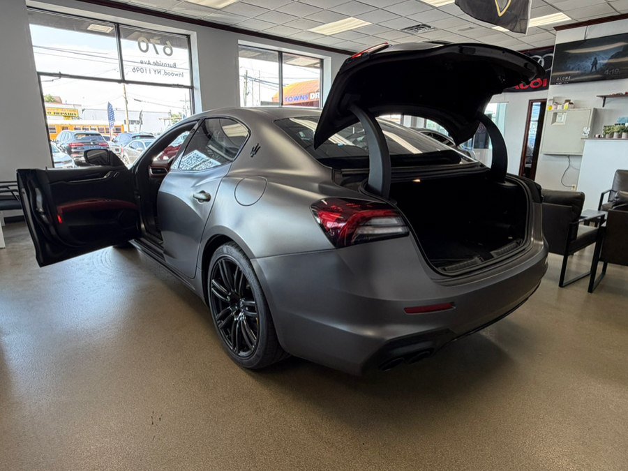 Used 2022 Maserati Ghibli Modena RWD image 21