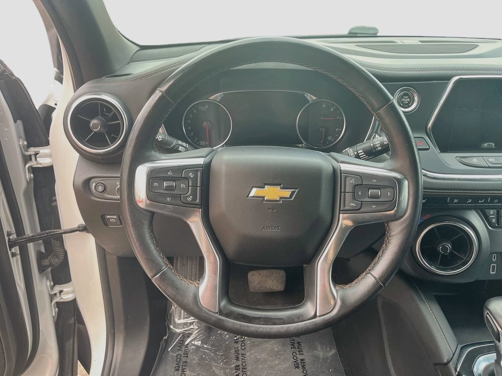 Used 2022 Chevrolet Blazer Premier w/ Enhanced Convenience Package AWD/4WD image 11