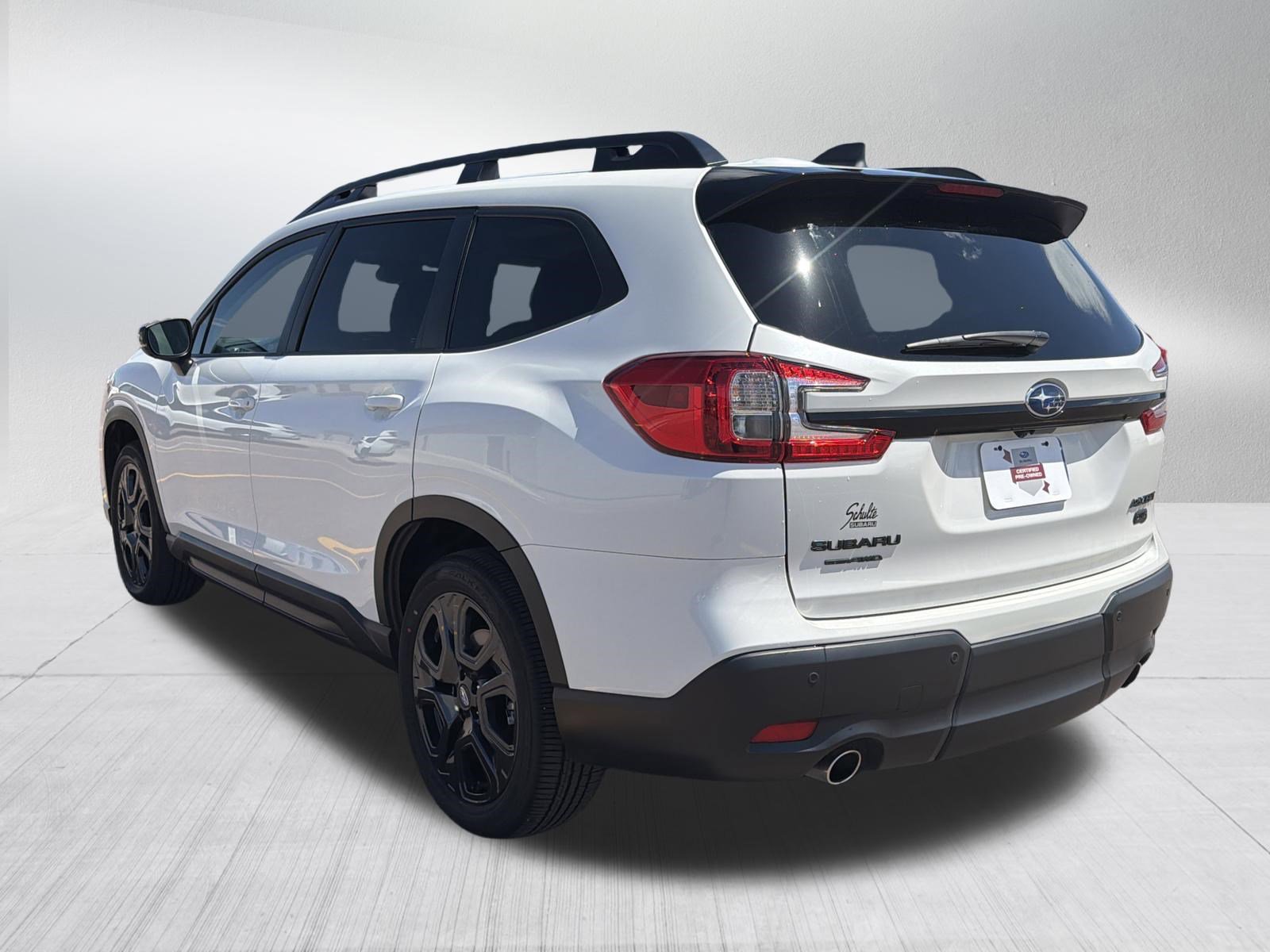 Certified 2025 Subaru Ascent Bronze Edition AWD/4WD image 5