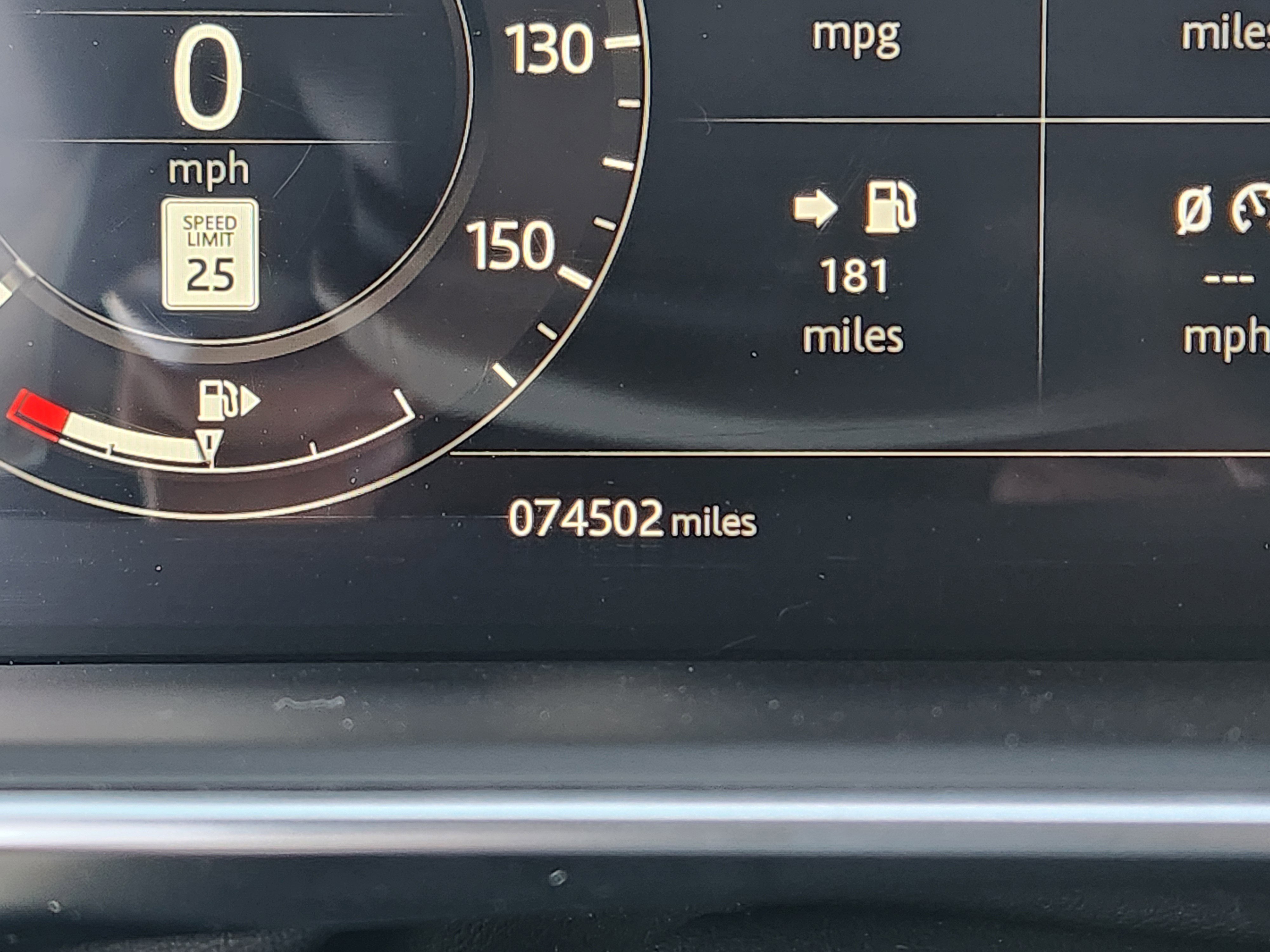 Used 2020 Land Rover Range Rover Sport HST image 8