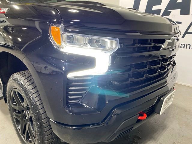Used 2023 Chevrolet Silverado 1500 LT Trail Boss w/ Convenience Package II AWD/4WD image 31
