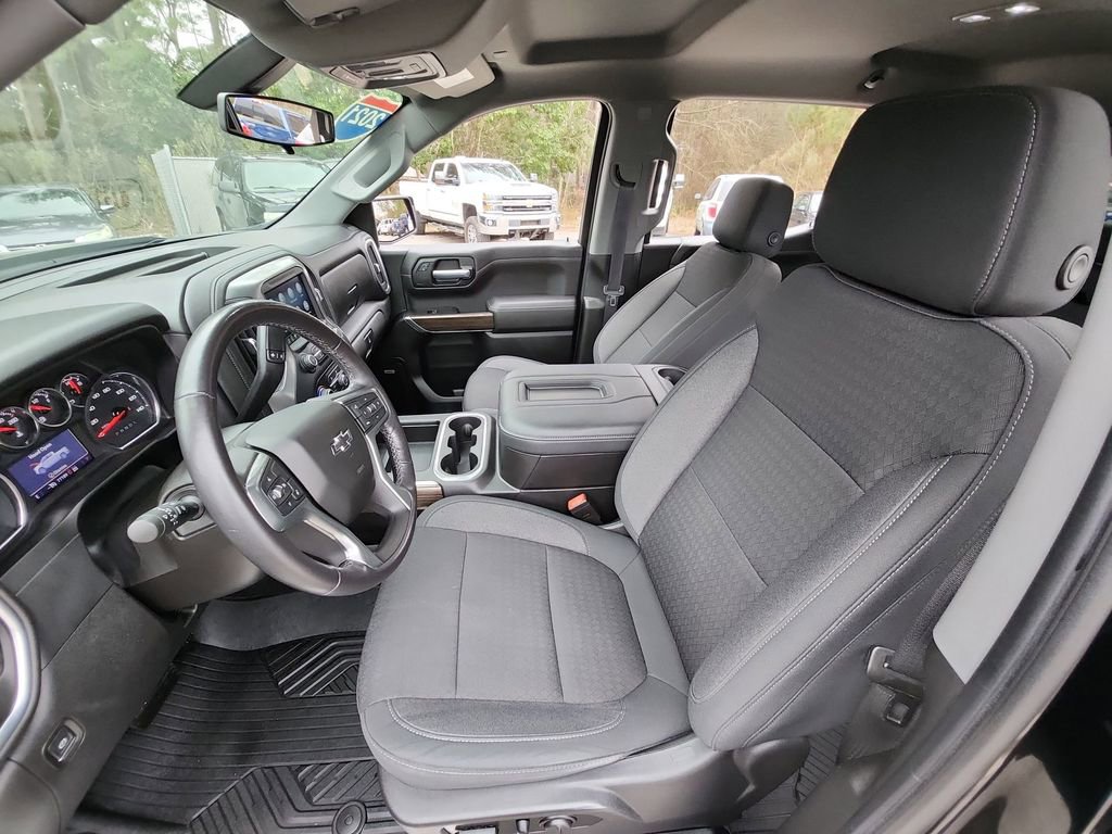 Certified 2021 Chevrolet Silverado 1500 LT Trail Boss w/ Convenience Package II image 24