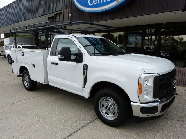 Used 2024 Ford F250 XL w/ XL Chrome Package RWD image 6