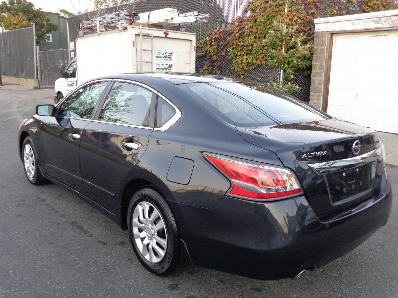Used 2015 Nissan Altima 2.5 S w/ Power Driver Seat Package image 4