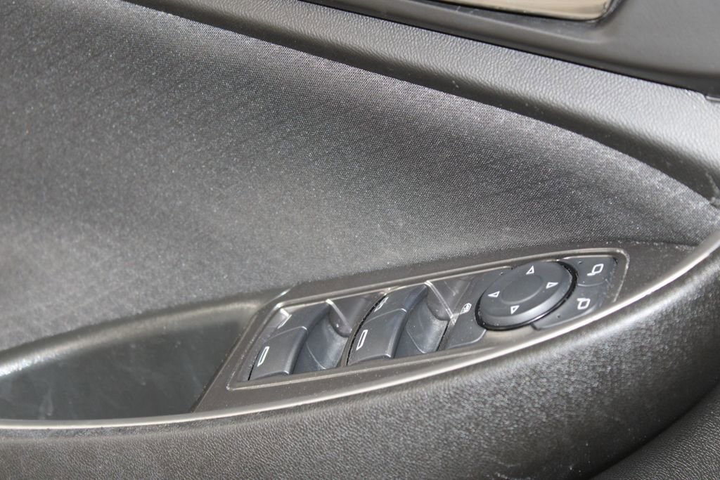 Used 2023 Chevrolet Malibu LT image 23