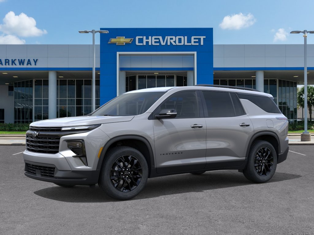 New 2026 Chevrolet Traverse LT w/ Midnight/Sport Edition FWD image 2