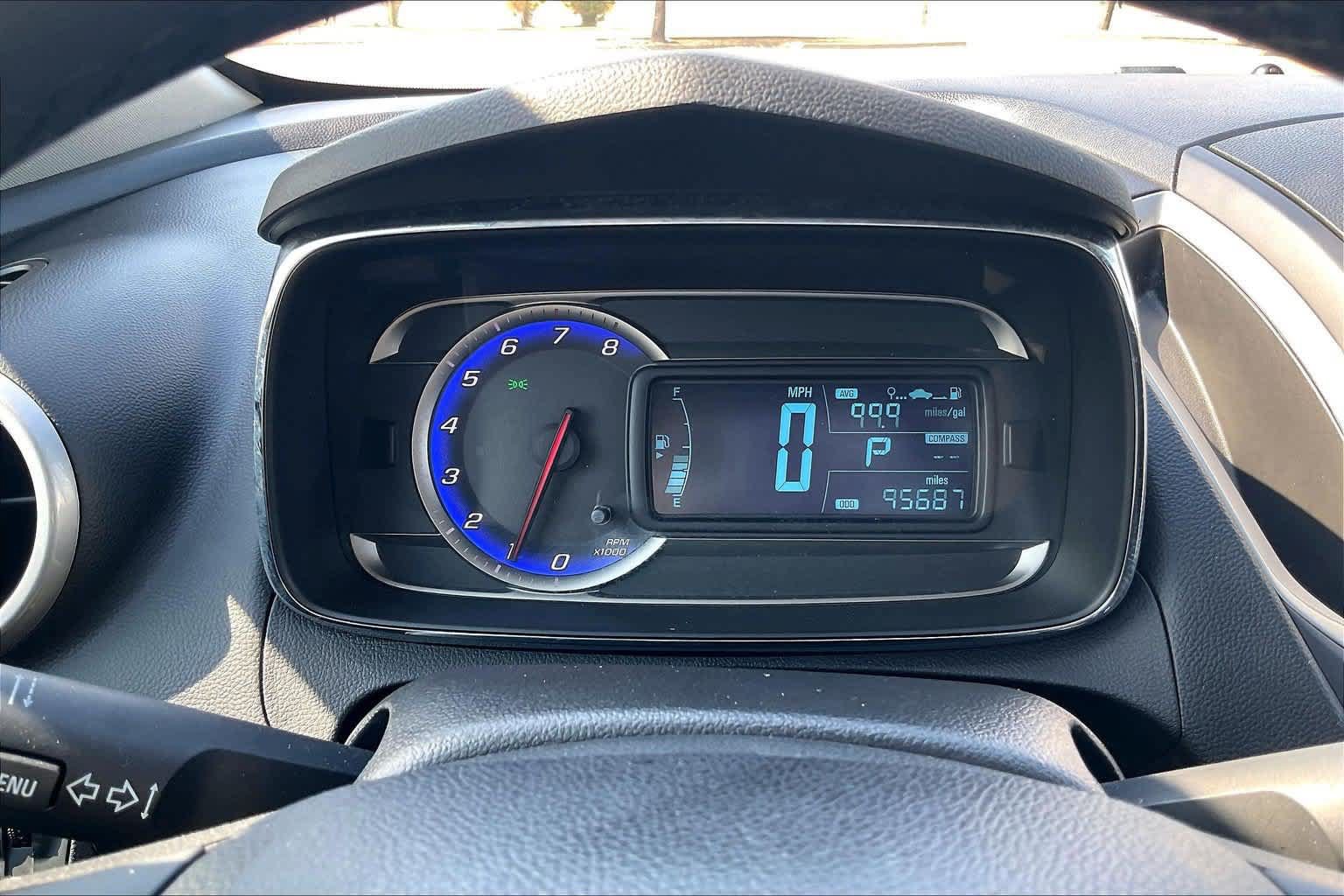 Used 2015 Chevrolet Trax LT w/ LT Sun and Sound Package FWD image 16