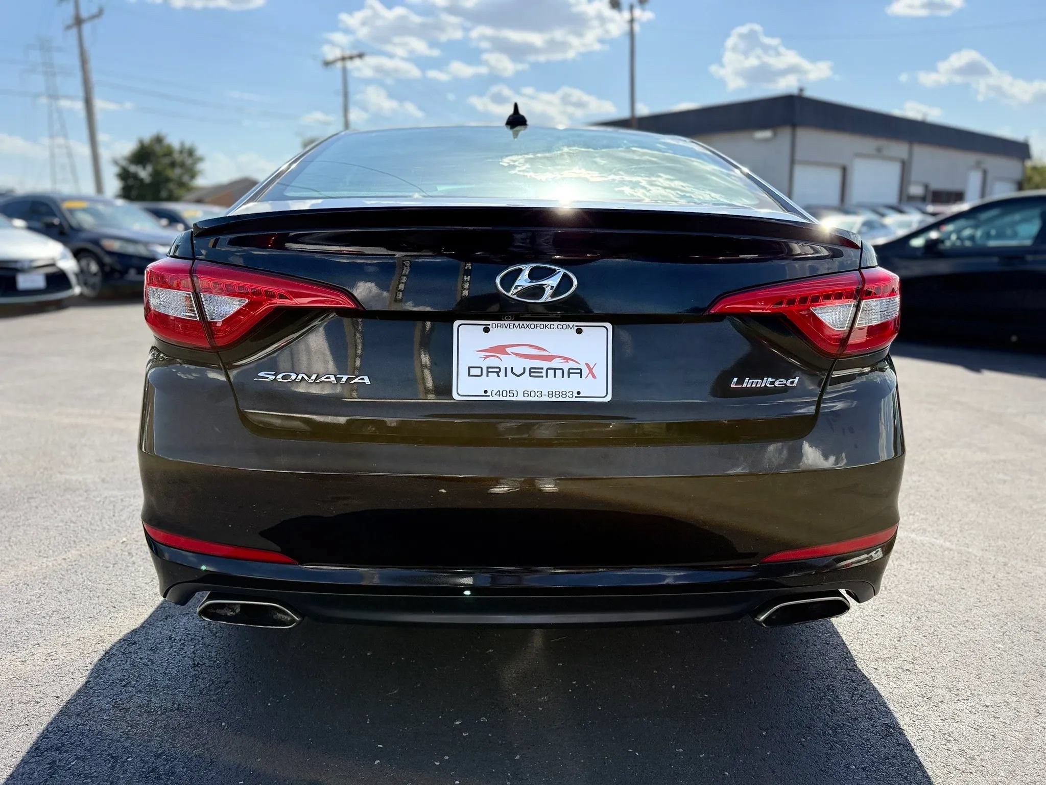 Used 2015 Hyundai Sonata Limited w/ Cargo Package FWD image 4