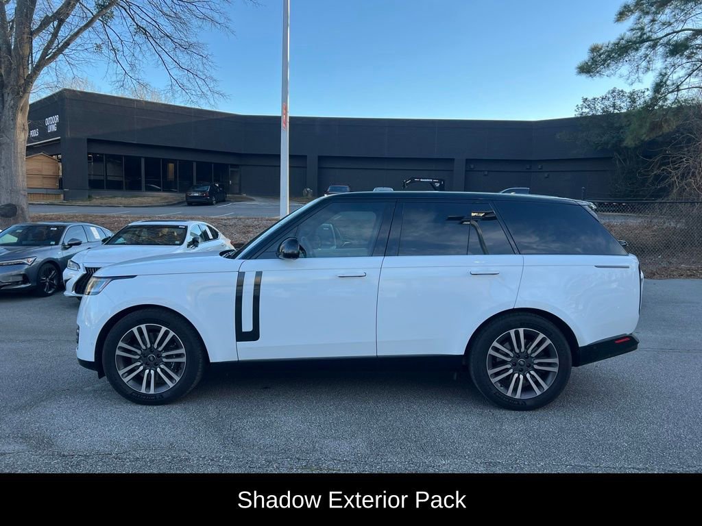 Used 2023 Land Rover Range Rover SE image 4