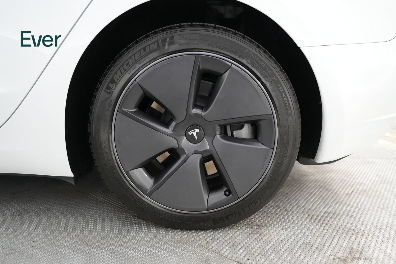 Used 2023 Tesla Model 3 Standard Range RWD image 9