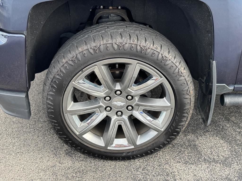 Used 2018 Chevrolet Silverado 1500 LTZ Z71 w/ Centennial Edition AWD/4WD image 18