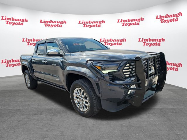 Used 2024 Toyota Tacoma Limited w/ Limited Package (LT) AWD/4WD image 23