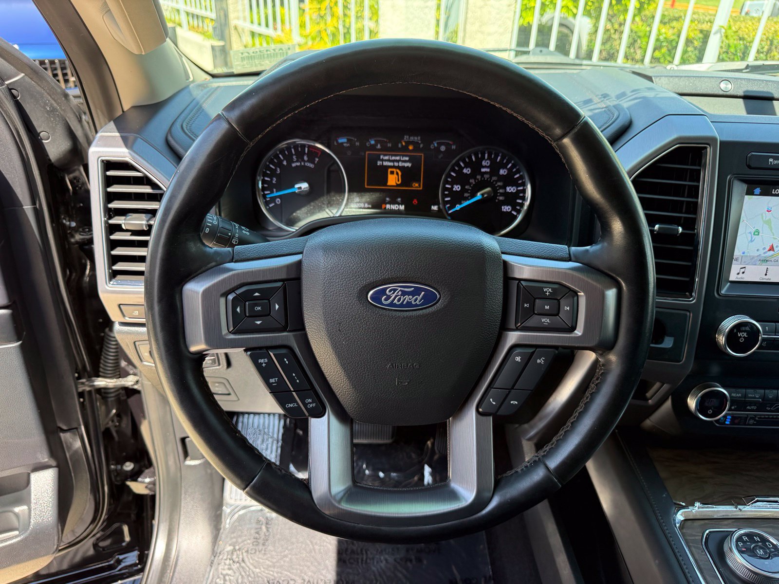Used 2019 Ford Expedition Platinum RWD image 30