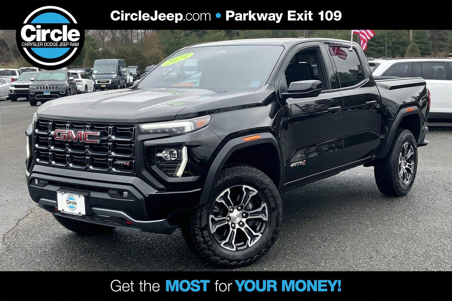Used 2024 GMC Canyon AT4 AWD/4WD image 1