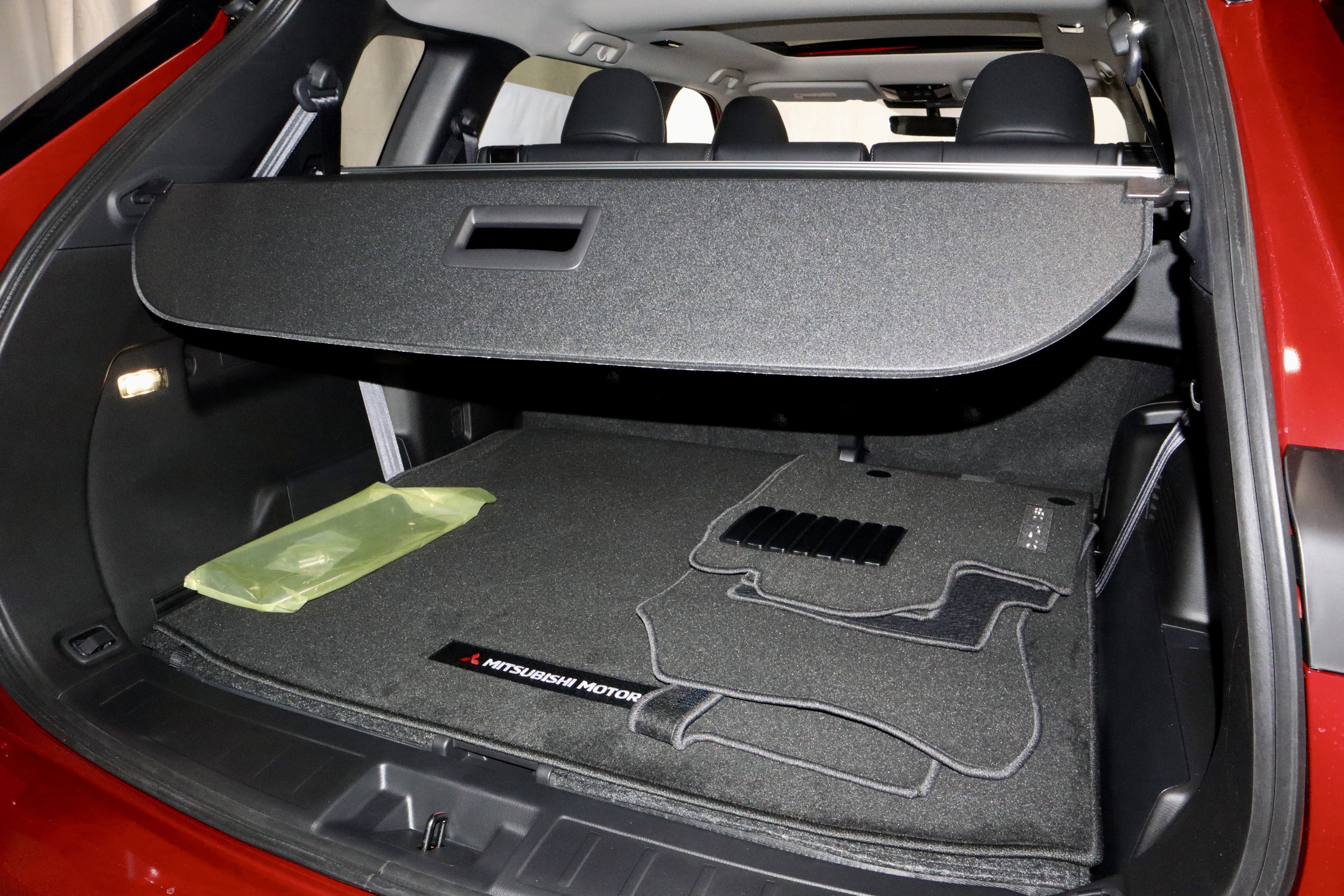 New 2026 Mitsubishi Outlander SE image 12