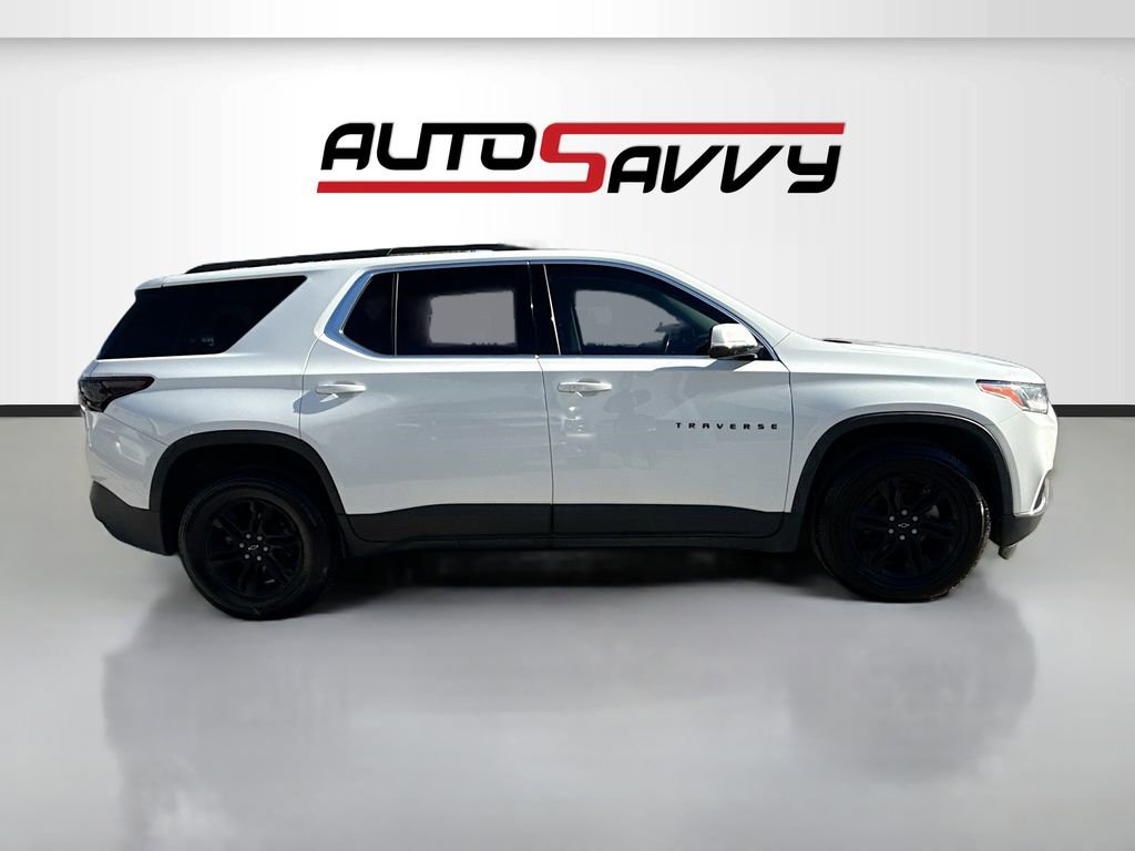 Used 2020 Chevrolet Traverse LT w/ Driver Confidence II Package image 8