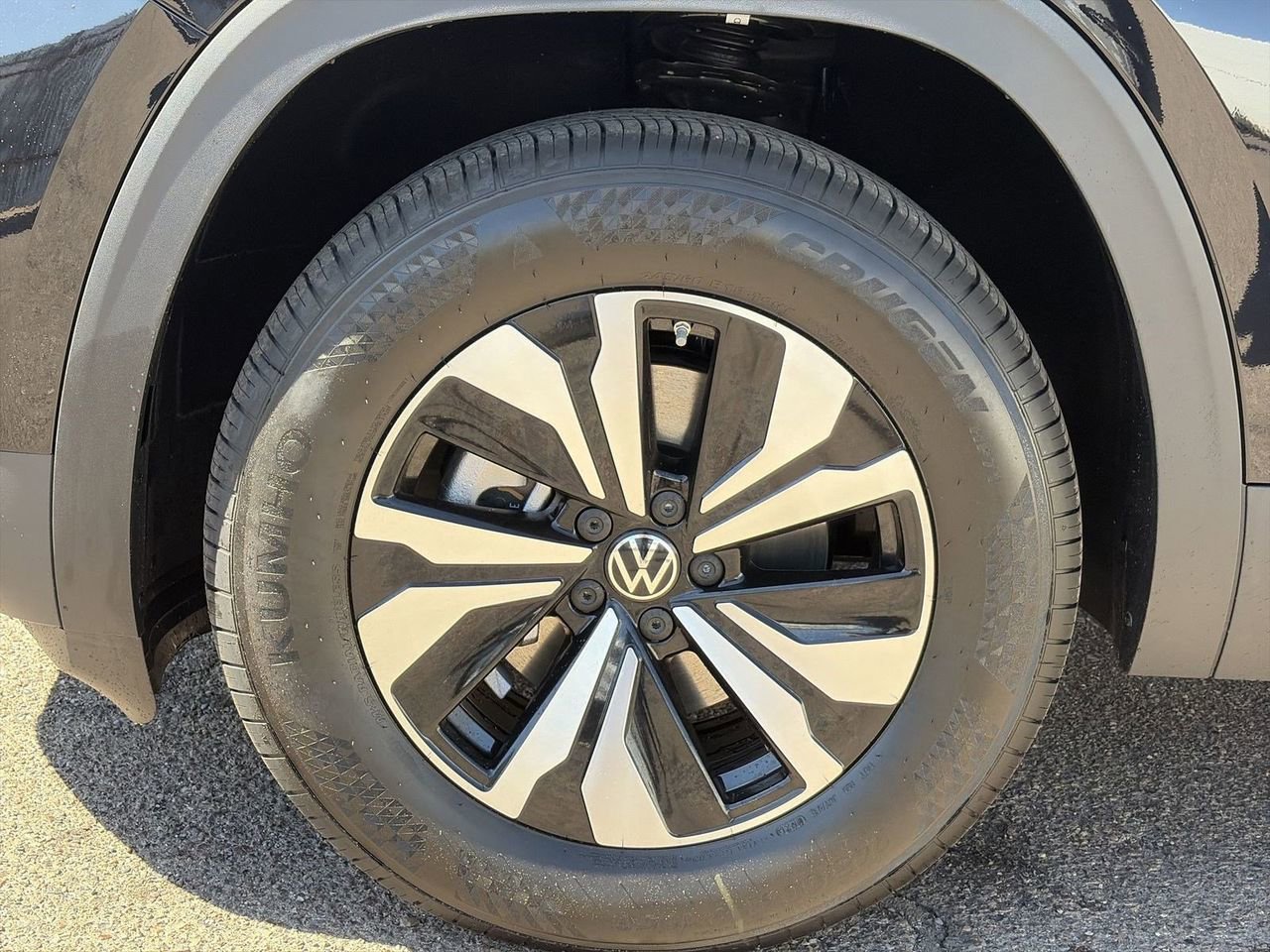 New 2026 Volkswagen Atlas Cross Sport SE AWD/4WD image 6