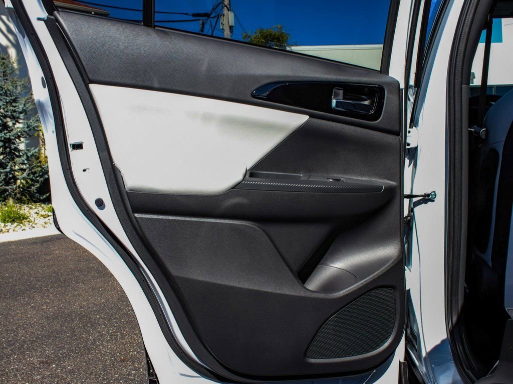 New 2026 Mitsubishi Eclipse Cross SEL image 12