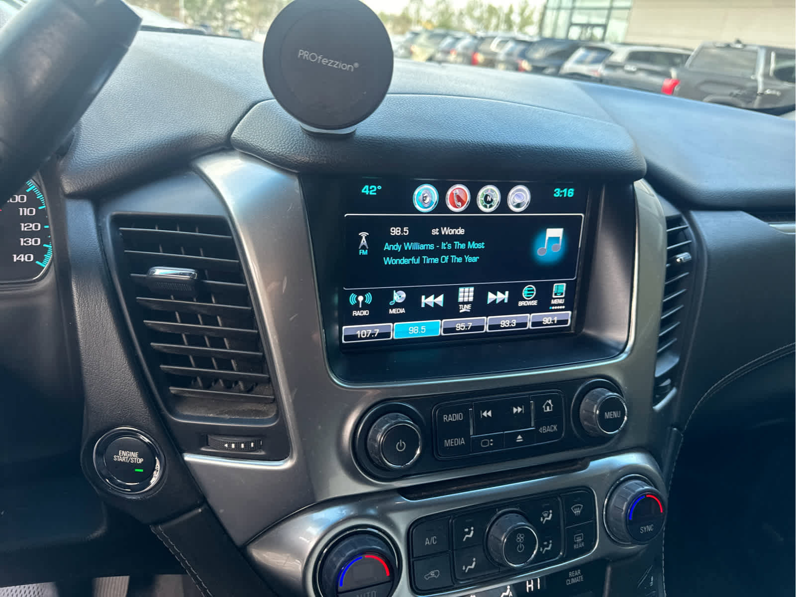 Used 2020 Chevrolet Suburban Premier w/ Max Trailering Package image 11