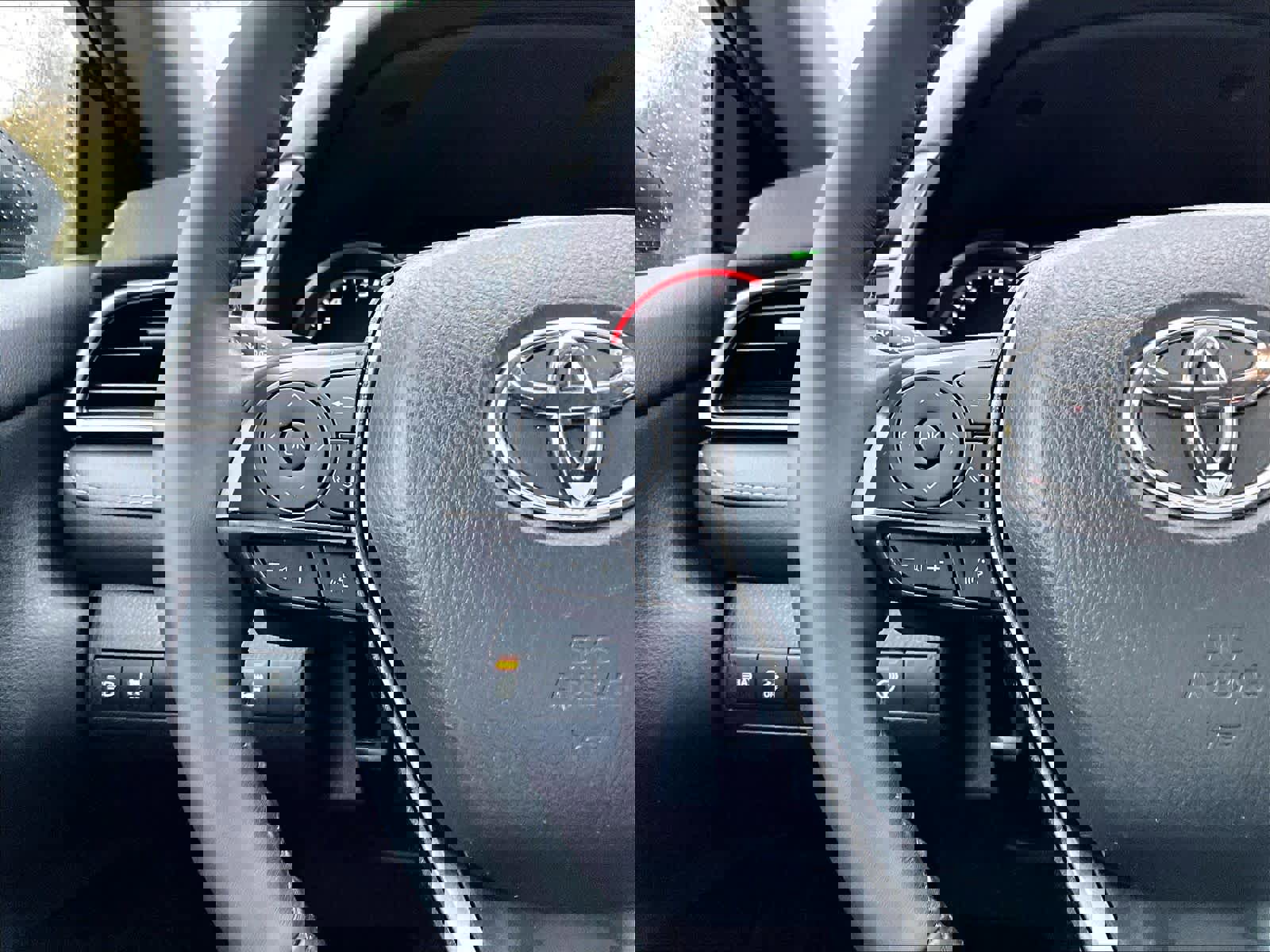 Used 2024 Toyota Camry XSE image 23