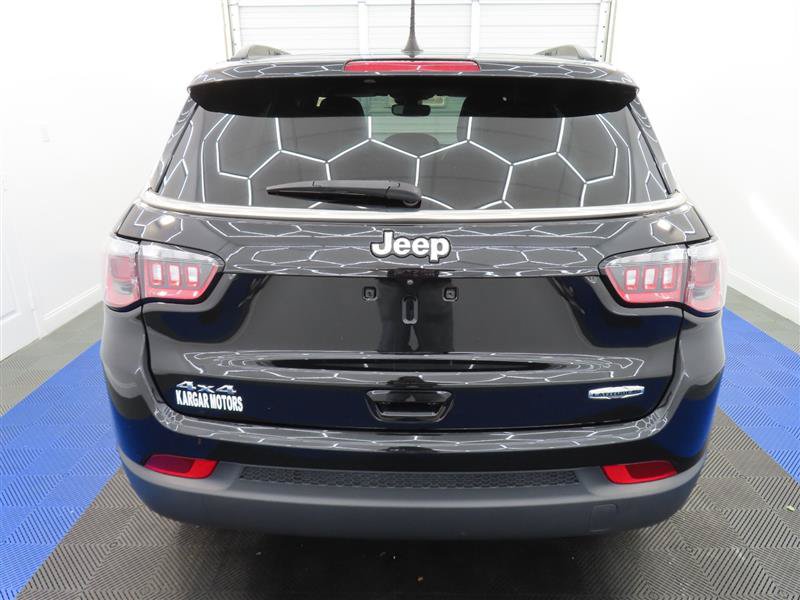 Used 2023 Jeep Compass Latitude AWD/4WD image 11