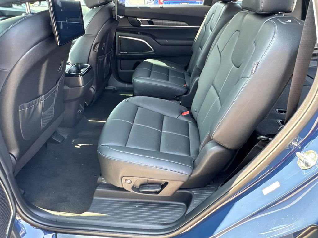 New 2025 Kia Telluride SX w/ SX Captain's Chair Package AWD/4WD image 22