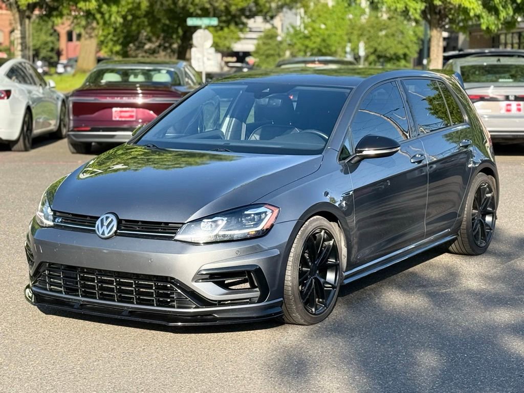 Used 2018 Volkswagen Golf R 4-Door AWD/4WD image 3