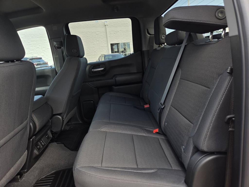 New 2026 Chevrolet Silverado 1500 Custom Trail Boss w/ Turbomax Blackout Package AWD/4WD image 18
