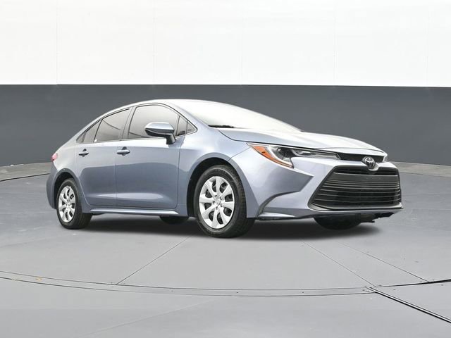 Used 2023 Toyota Corolla LE w/ Carpet Mat Package (TMS) image 47