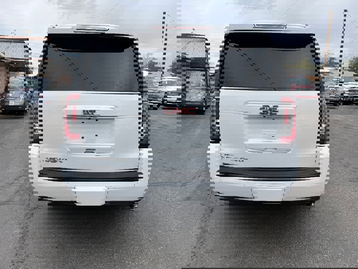 Used 2019 GMC Yukon XL SLE w/ SLE Value Package image 6