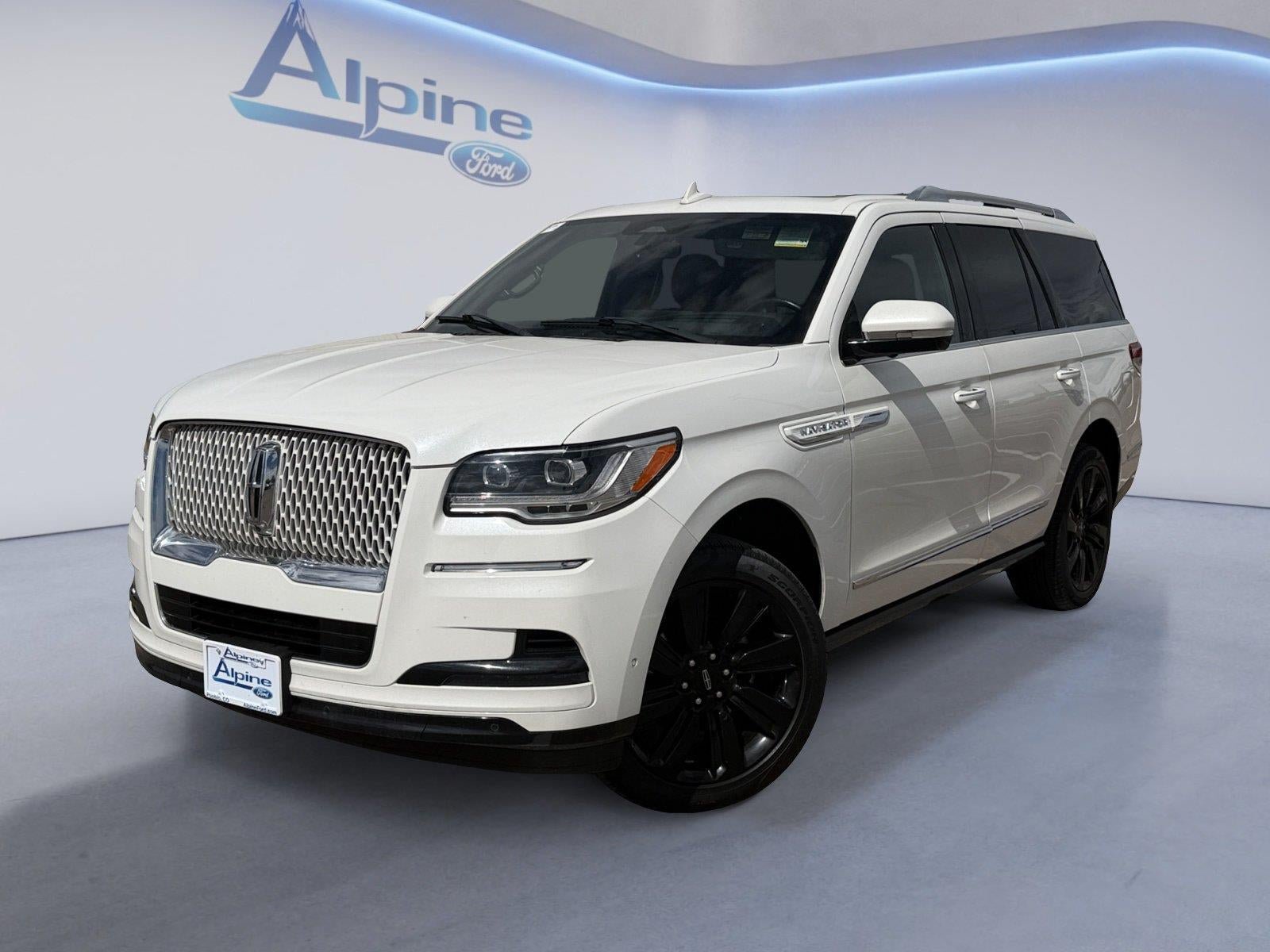 Used 2022 Lincoln Navigator Reserve AWD/4WD image 1