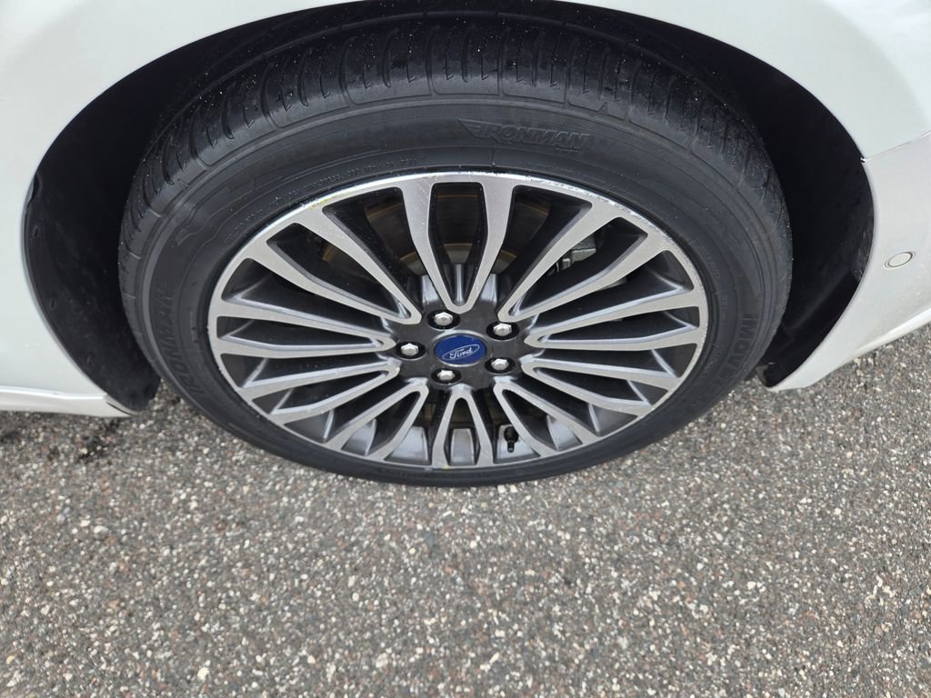 Used 2018 Ford Fusion Energi Platinum image 12