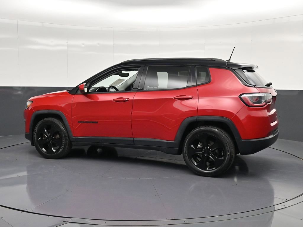 Used 2019 Jeep Compass Latitude FWD image 8