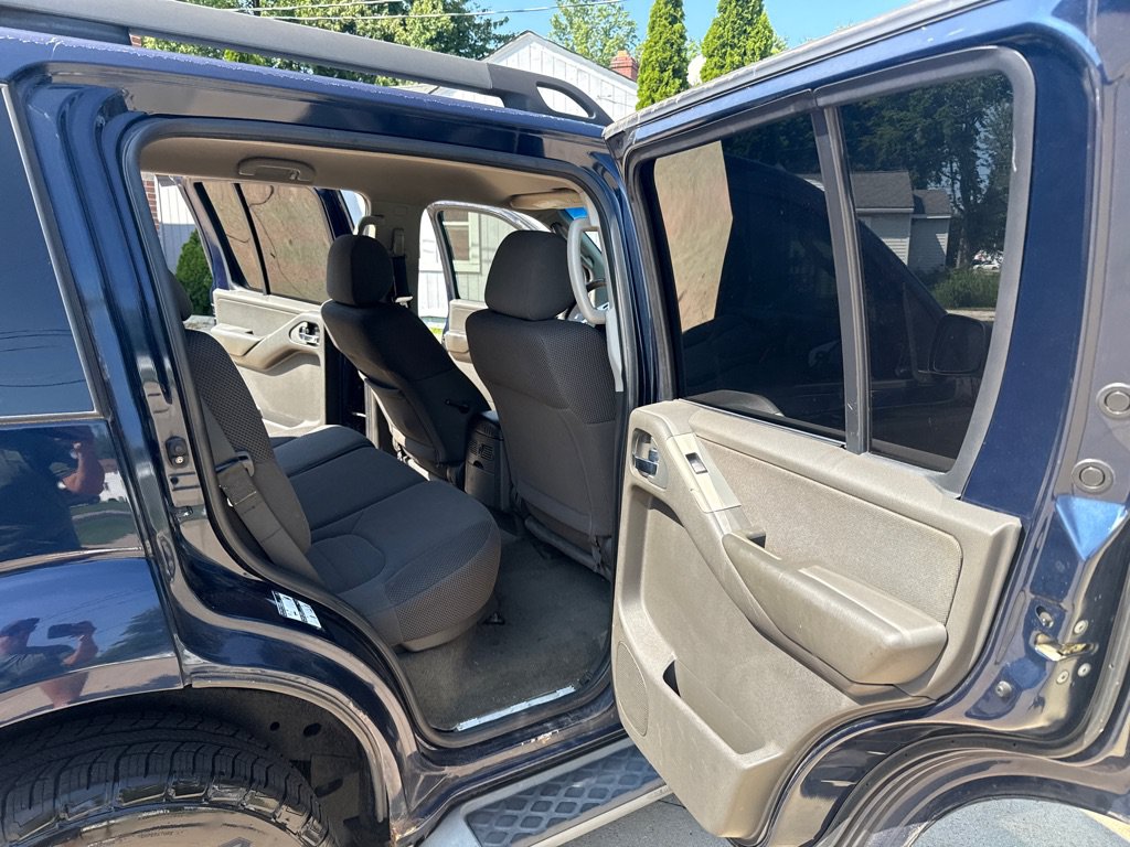 Used 2008 Nissan Pathfinder S AWD/4WD image 13