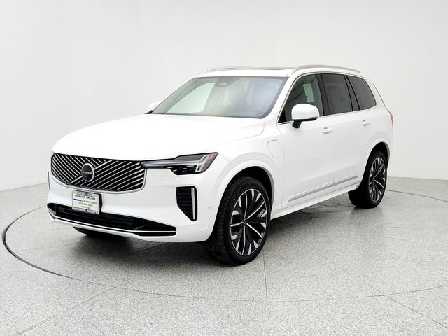 New 2025 Volvo XC90 T8 Plus w/ Protection Package Premier image 1