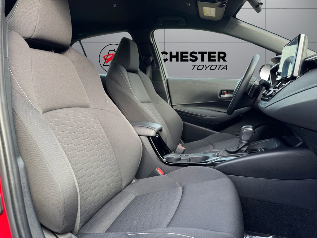 Used 2023 Toyota Corolla SE w/ SE Premium Package FWD image 17