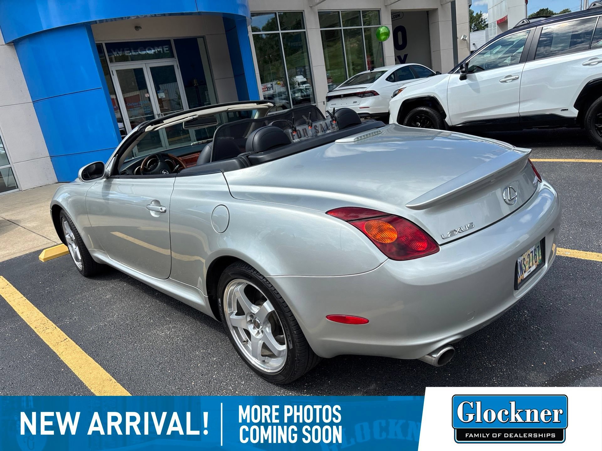 Used 2002 Lexus SC 430 Convertible RWD image 5