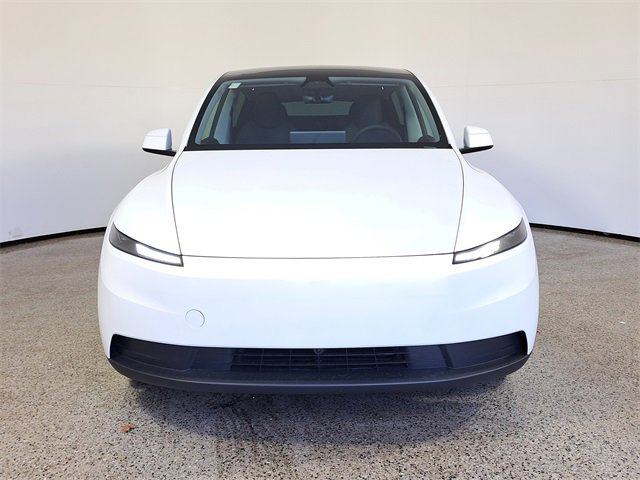 Used 2026 Tesla Model Y 2WD image 3