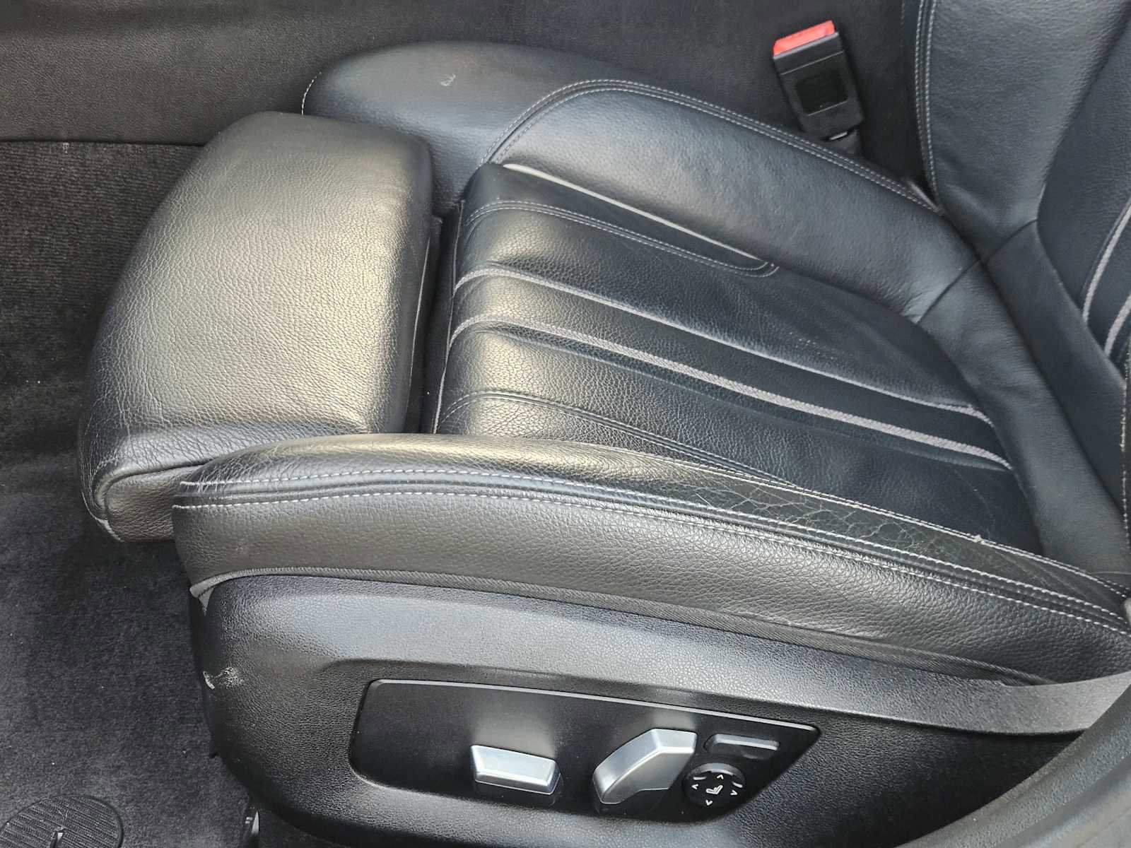 Used 2018 BMW 530e image 22