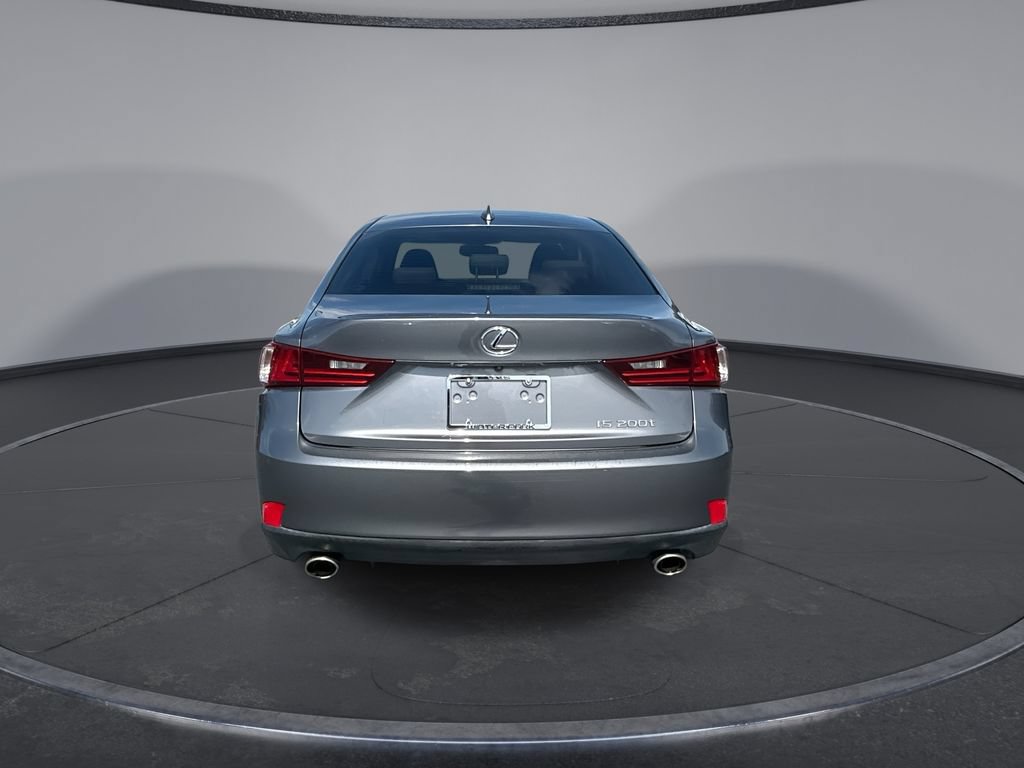 Used 2016 Lexus IS 200t RWD image 16