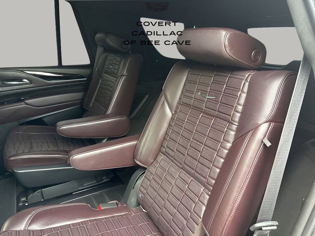 Used 2022 Cadillac Escalade Sport Platinum w/ Heavy-Duty Trailer Package image 22