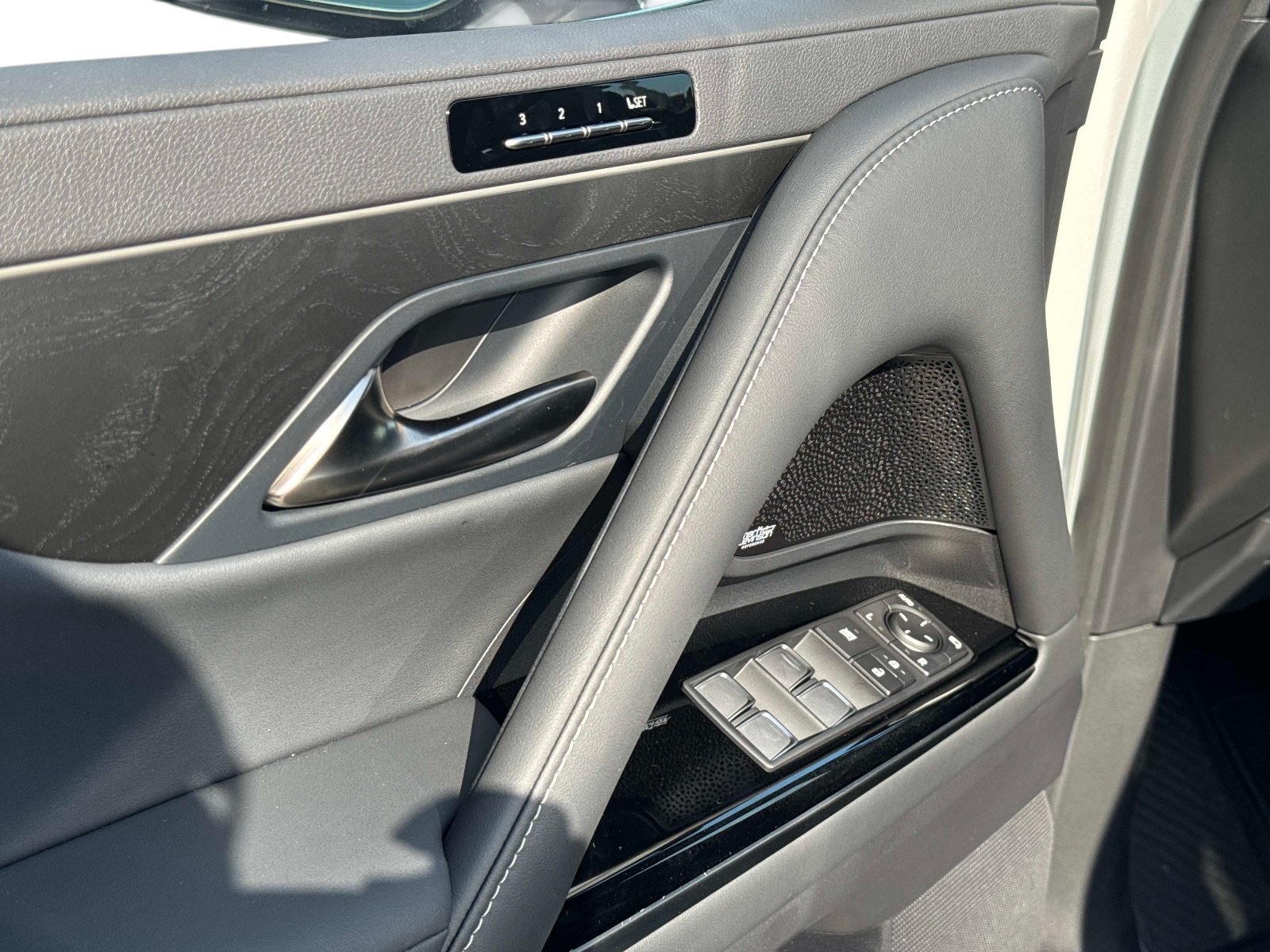 New 2026 Lexus LX 700h Luxury AWD/4WD image 20